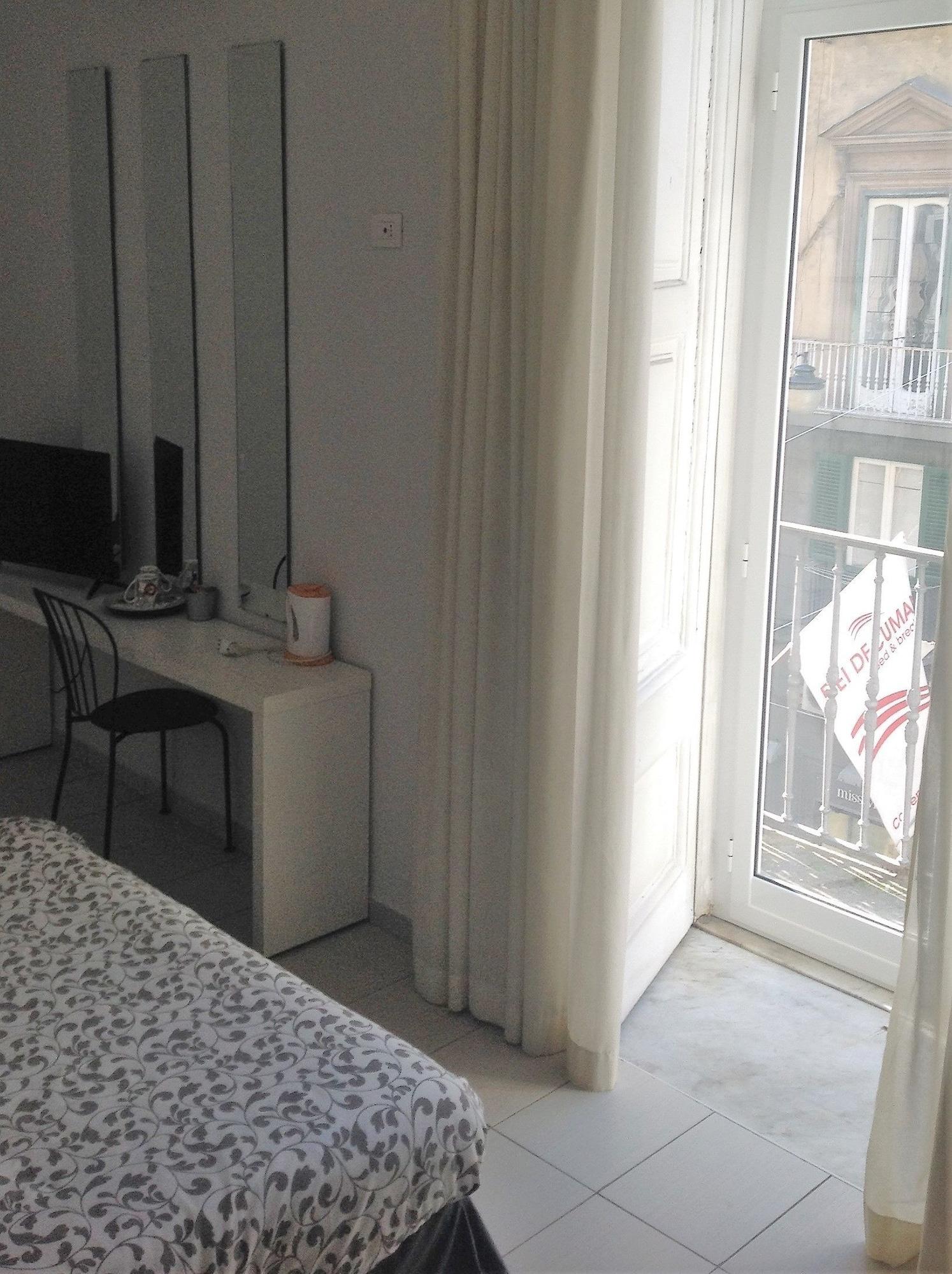 B&B Dei Decumani Napels Buitenkant foto