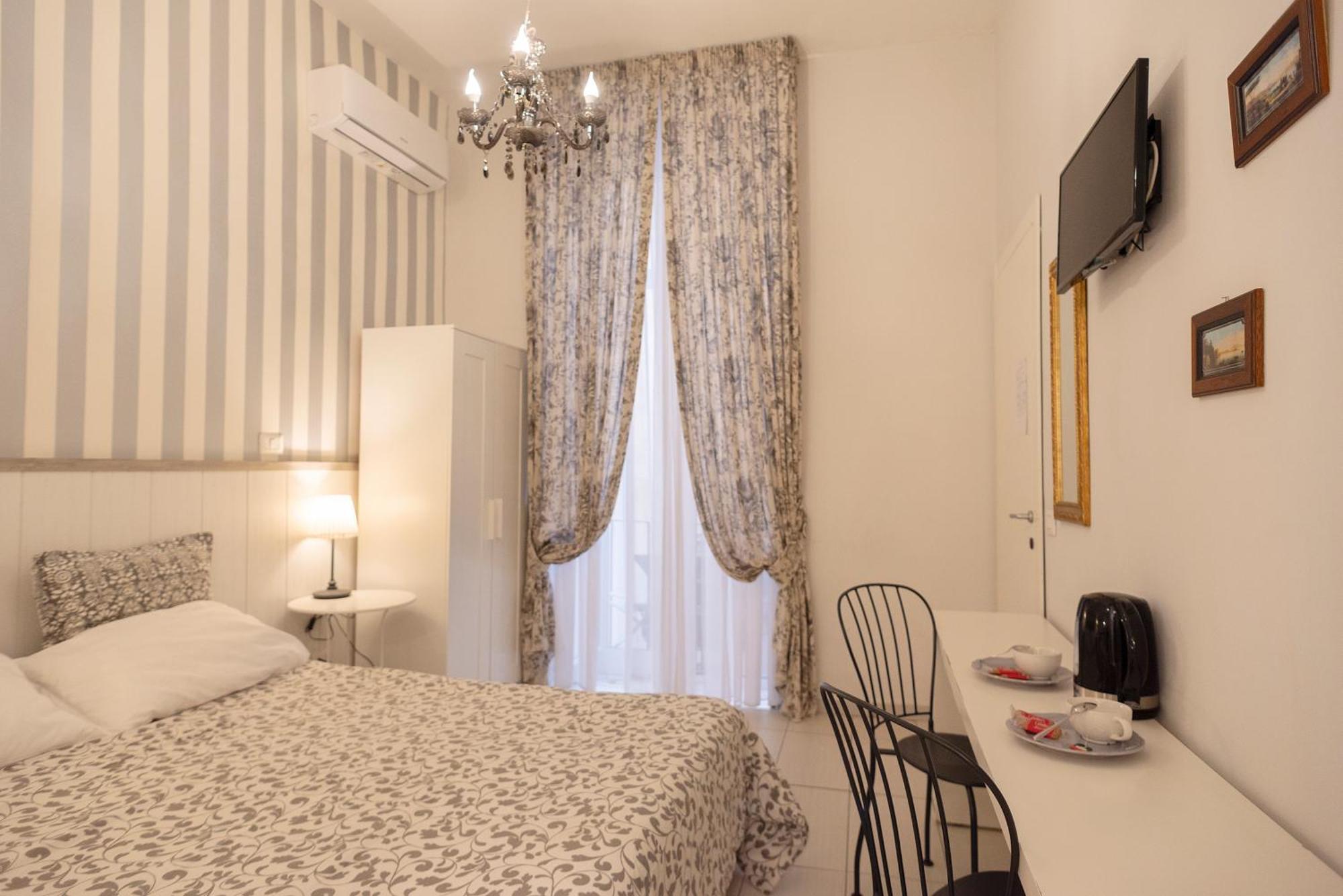 B&B Dei Decumani Napels Buitenkant foto
