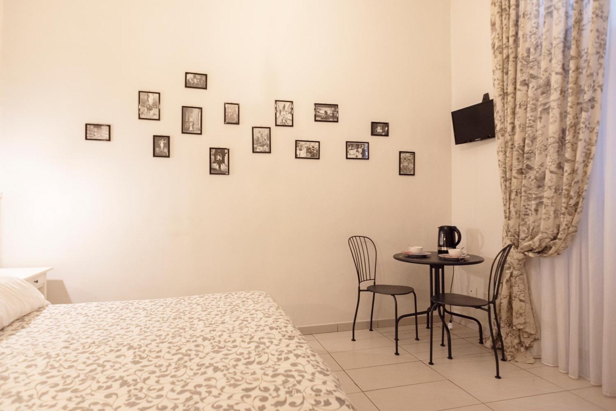 B&B Dei Decumani Napels Buitenkant foto