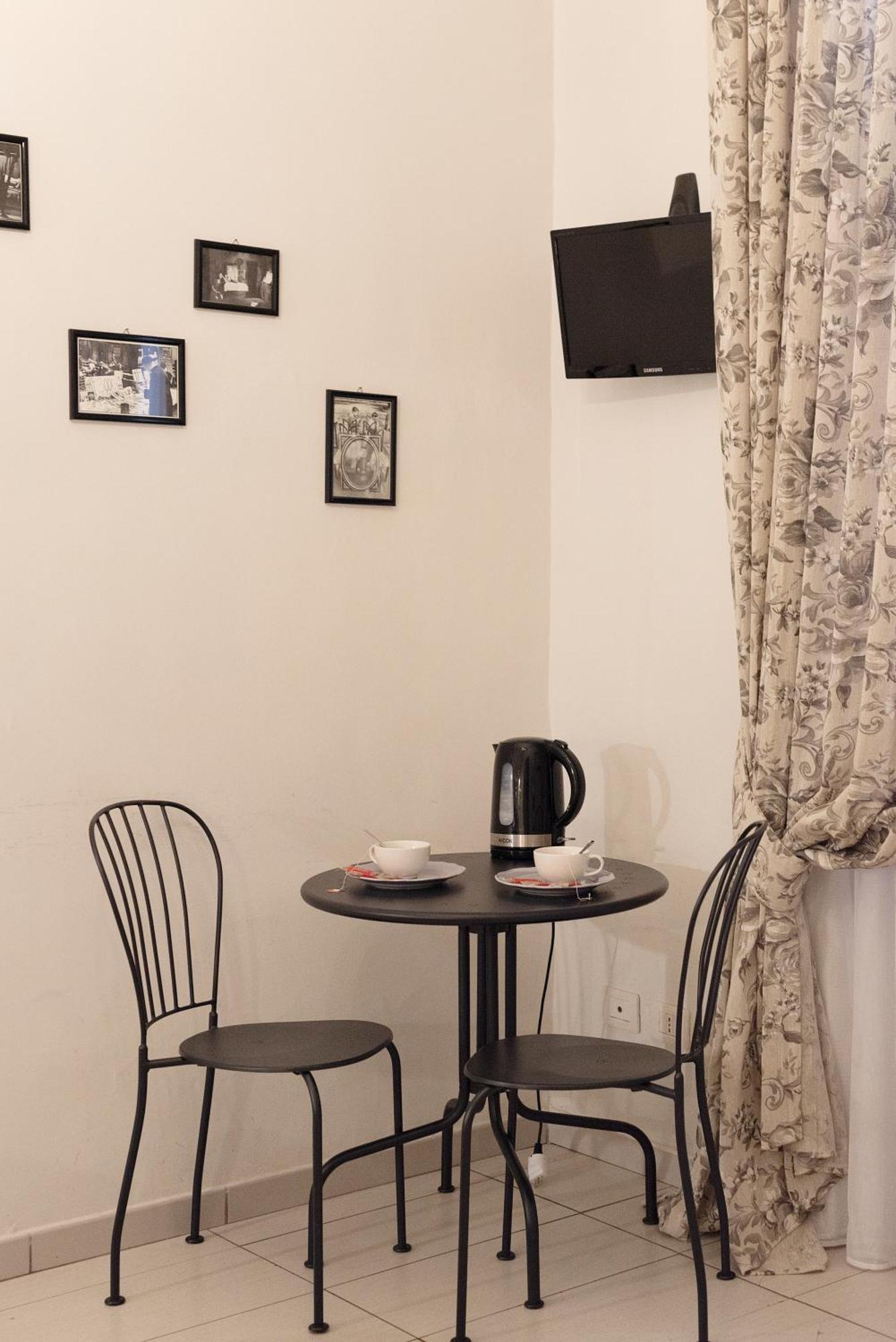 B&B Dei Decumani Napels Buitenkant foto