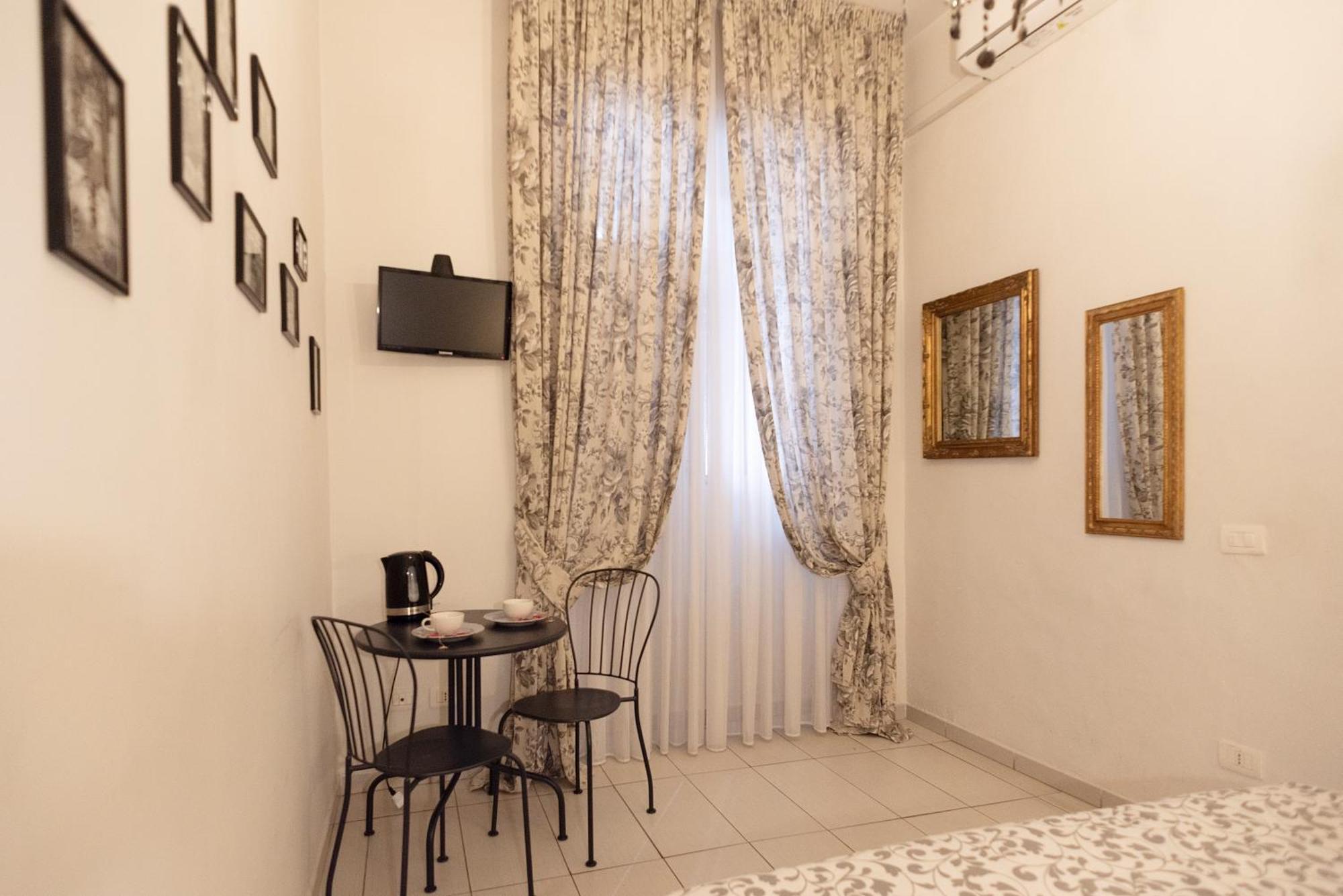 B&B Dei Decumani Napels Buitenkant foto