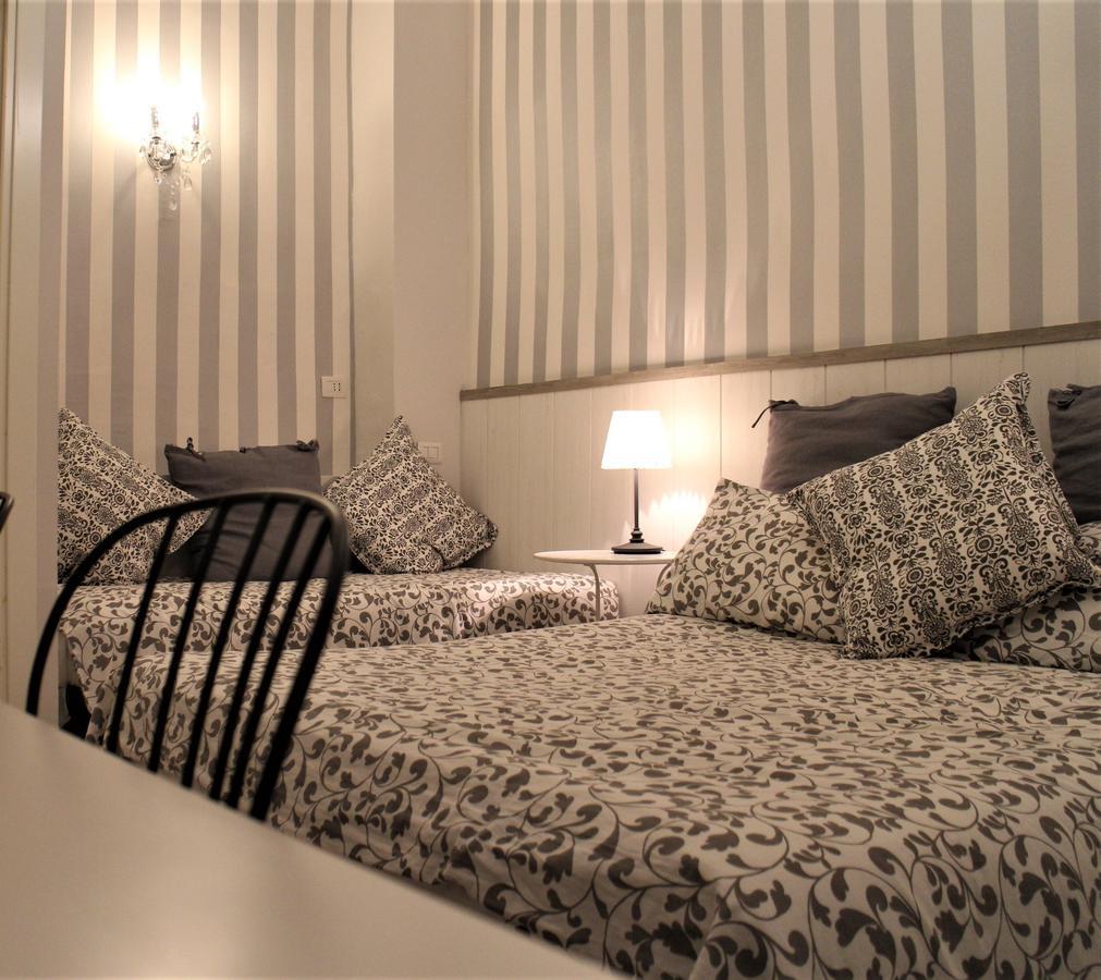 B&B Dei Decumani Napels Buitenkant foto